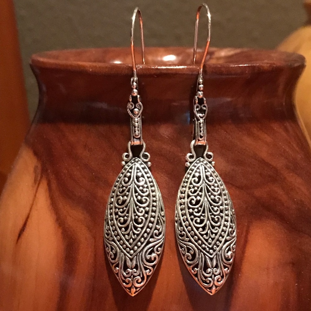 SOLD - Bali Sterling Silver Filigree Drop Earrings